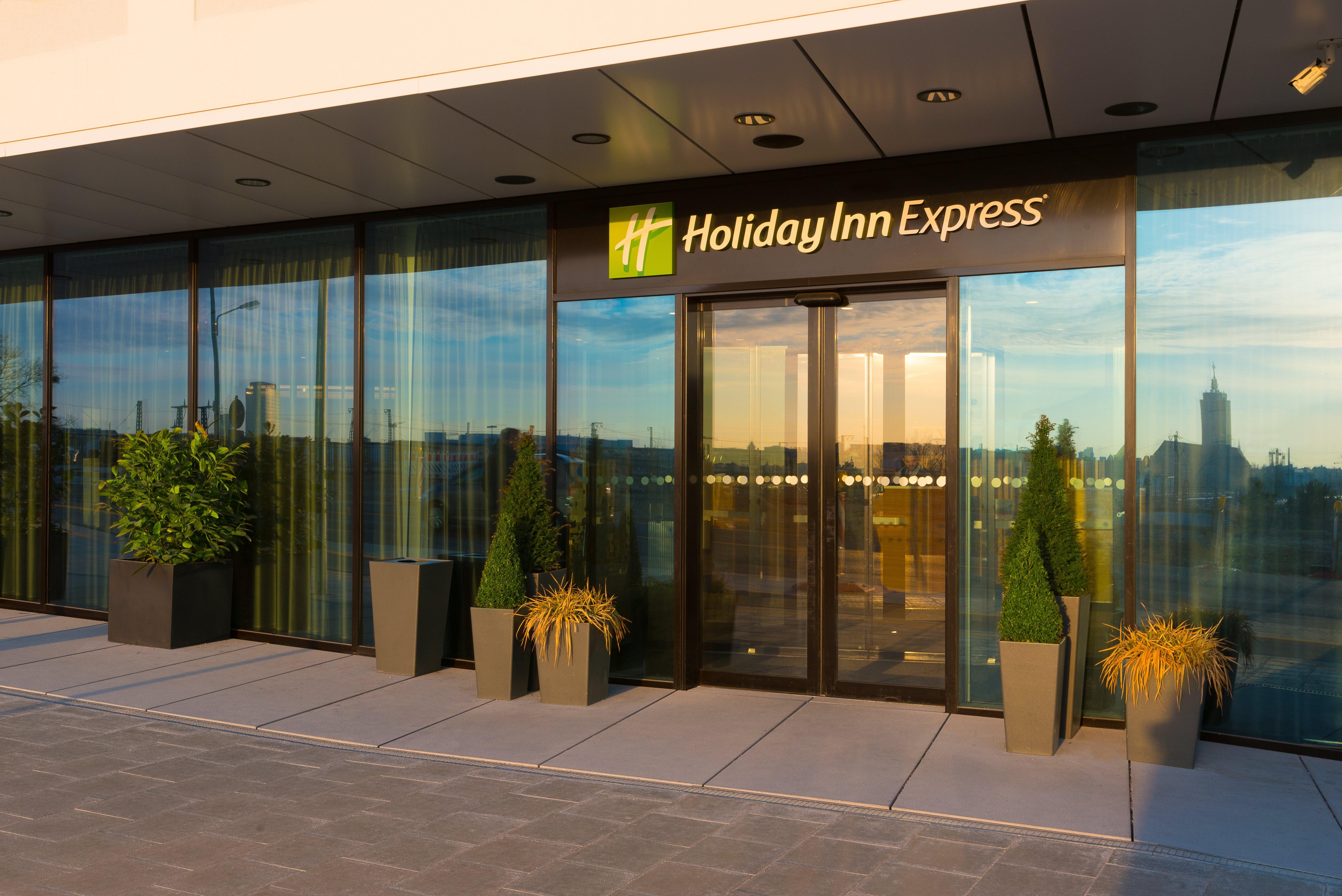Hotel Express West 3*