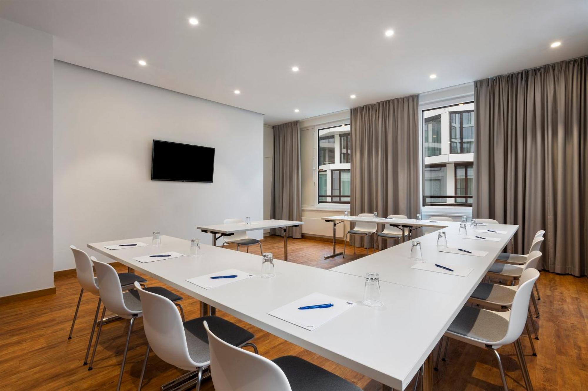 Hotel Express West By Ihg Monaco di Baviera